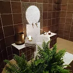 A La Fleur D Oranger - Lille Alojamento de Acomodação e Pequeno-almoço La Madeleine (Nord)